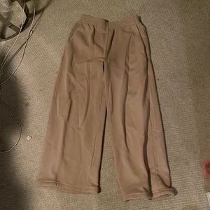 Aritzia tan energia sweatpants